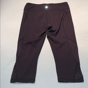 New Lululemon black crops with mesh detail